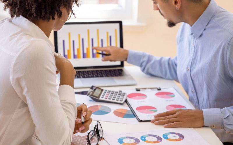 couple doing financial paperwork